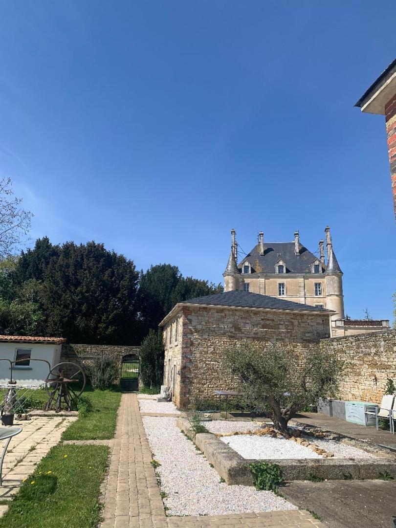 Chateau Le Puybelliard Bed & Breakfast Шантоне Екстериор снимка