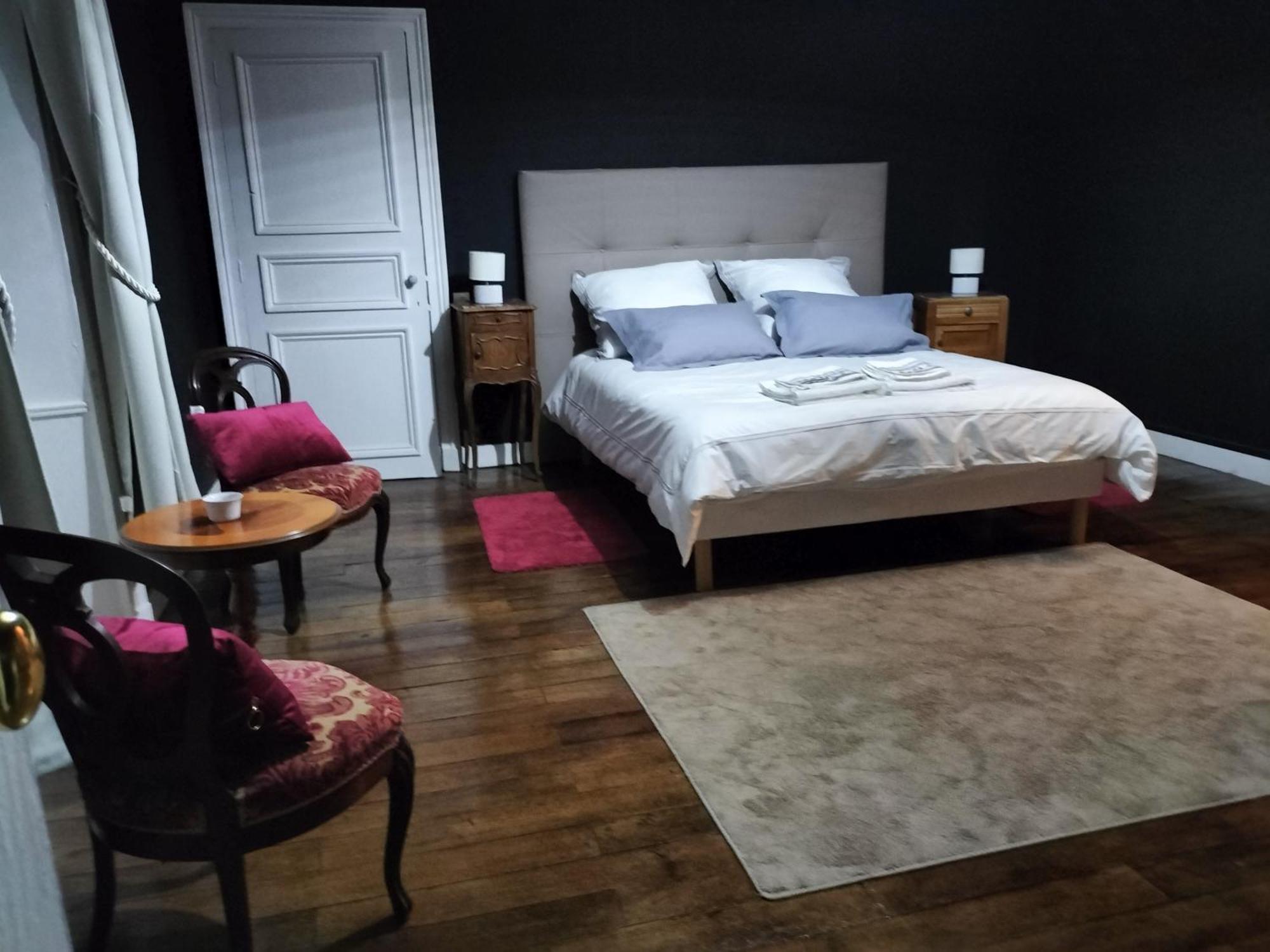 Chateau Le Puybelliard Bed & Breakfast Шантоне Екстериор снимка